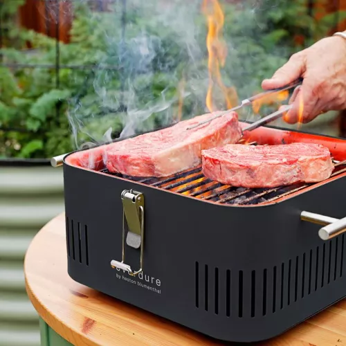 Everdure Everdure Cube 360 Holzkohlegrill Schwarz mit Werkzeugset (HBCUBE360B)
