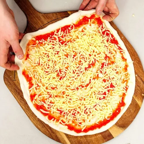 Gozney Gozney Akazien-Schneidebrett zum Servieren von Pizza, mittelgroß, 30,5 cm (AD1769)