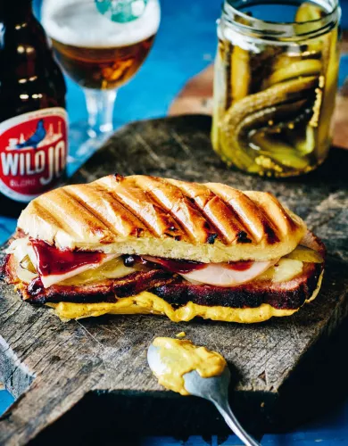 Rauchige Köstlichkeit Smokey Goodness – Die besten BBQ-Snacks (9789043926508)