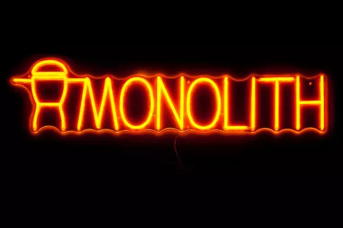 Monolith Monolith Leuchtreklame groß (N-002)